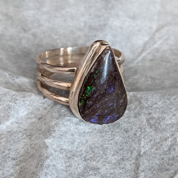 Natural Ammolite, 925 Silver Ring, size 10 - Picture 9 of 12